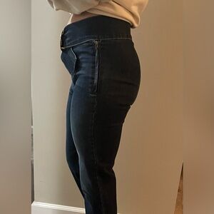 Unique. Never worn Versace couture jeans with gold buckle. Size 28,side zip